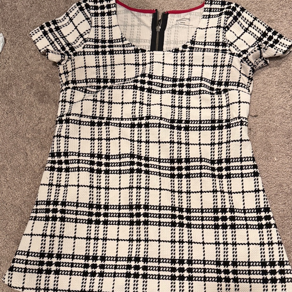 Motherhood maternity top small